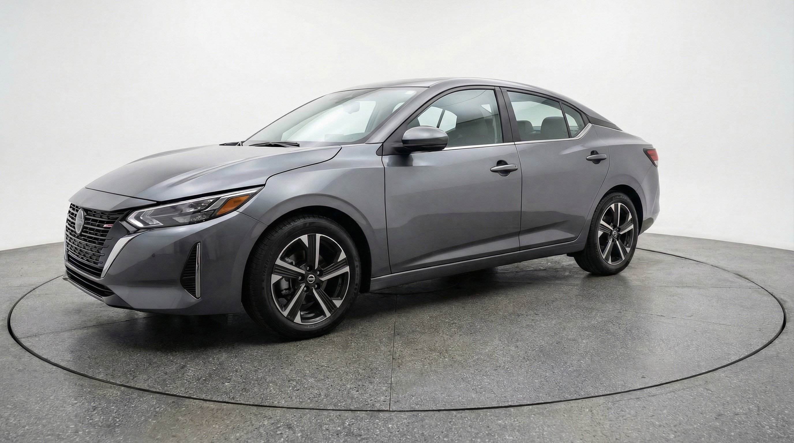 Used 2025 Nissan Sentra SV FWD image 3