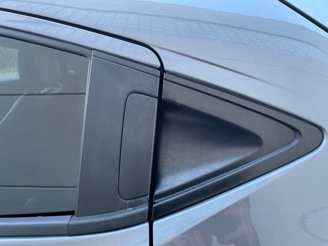 Used 2021 Honda HR-V EX-L image 12