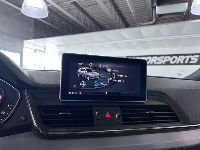 Used 2018 Audi SQ5 Premium Plus AWD/4WD image 32