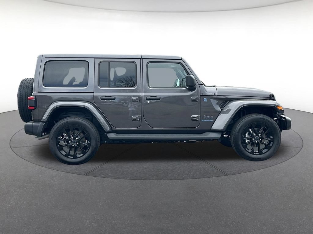 Certified 2025 Jeep Wrangler Unlimited Sahara AWD/4WD image 7