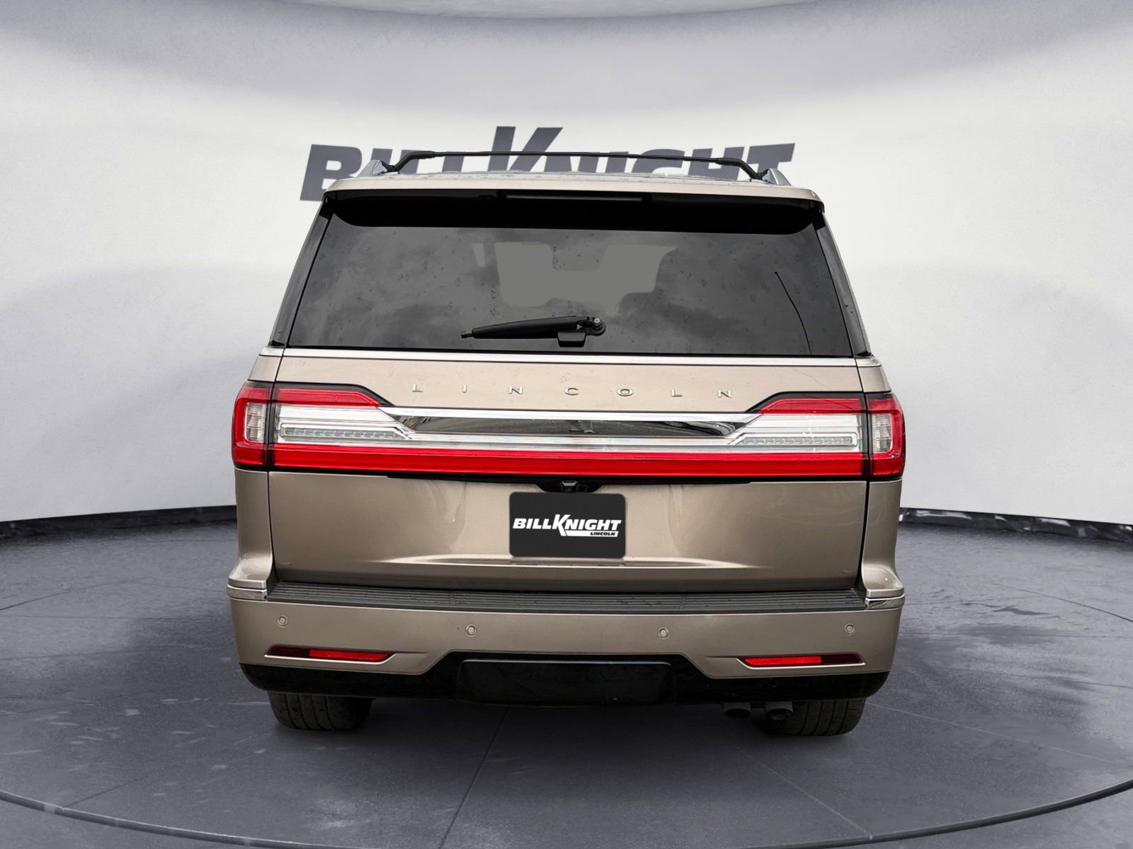 Used 2020 Lincoln Navigator Reserve w/ Luxury Package AWD/4WD image 4