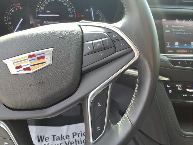 Used 2017 Cadillac XT5 Premium Luxury w/ LPO, Wheel Lock Package AWD/4WD image 21