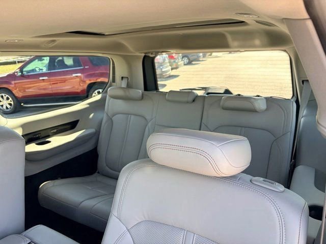 Used 2022 Jeep Grand Wagoneer Series I image 56