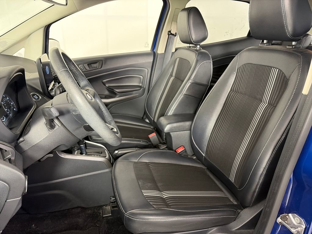 Used 2019 Ford EcoSport SES w/ SES Black Appearance Package image 11