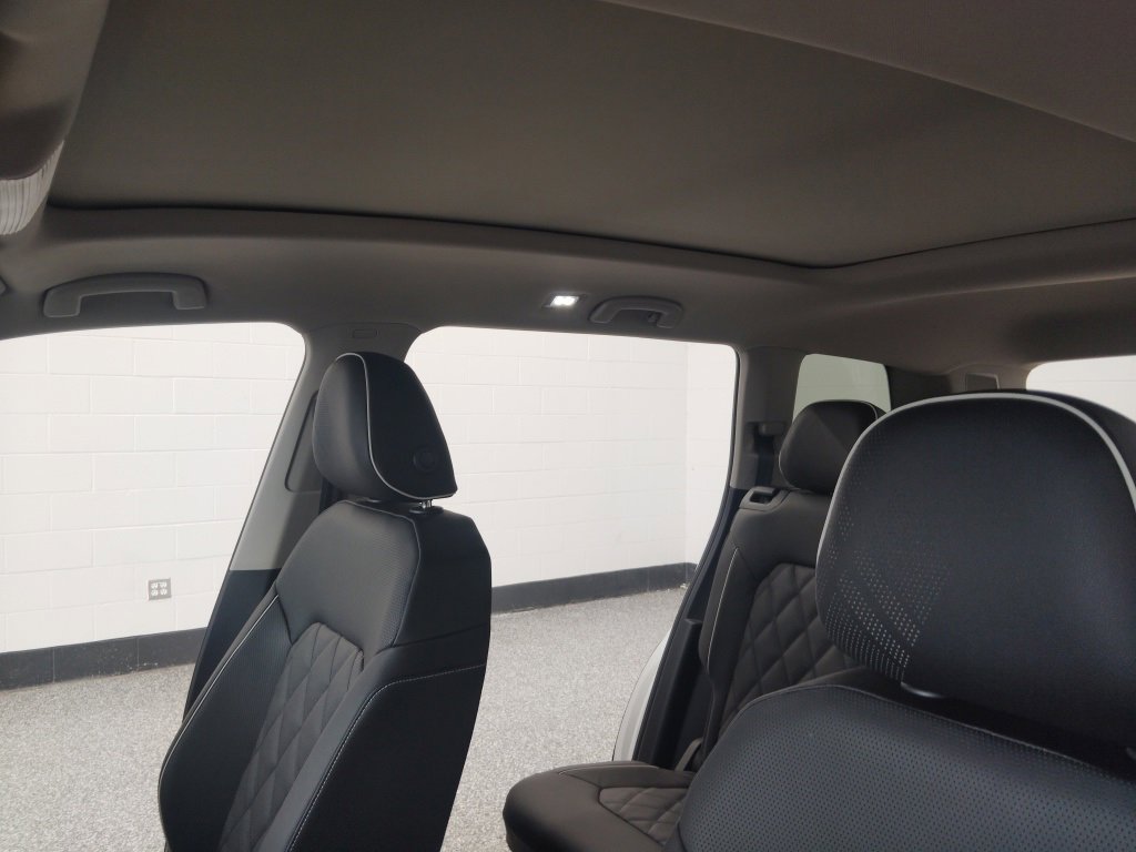 New 2026 Volkswagen Atlas SEL Premium R-Line image 10