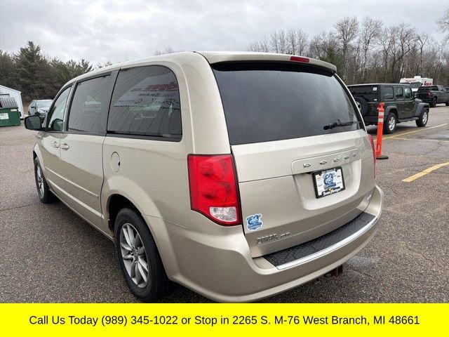 Used 2014 Dodge Grand Caravan R/T w/ Driver Convenience Group image 8