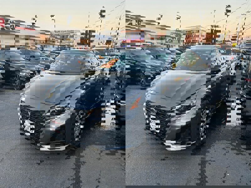 Used 2025 Nissan Altima 2.5 S image 38