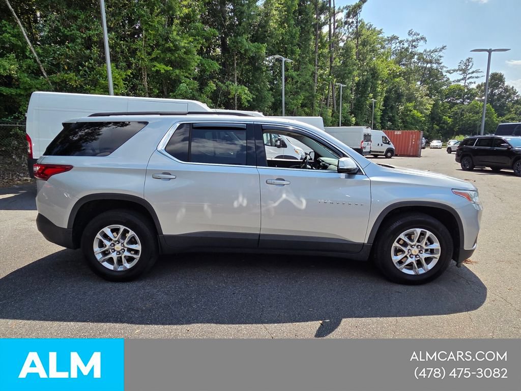 Used 2020 Chevrolet Traverse LT FWD image 14