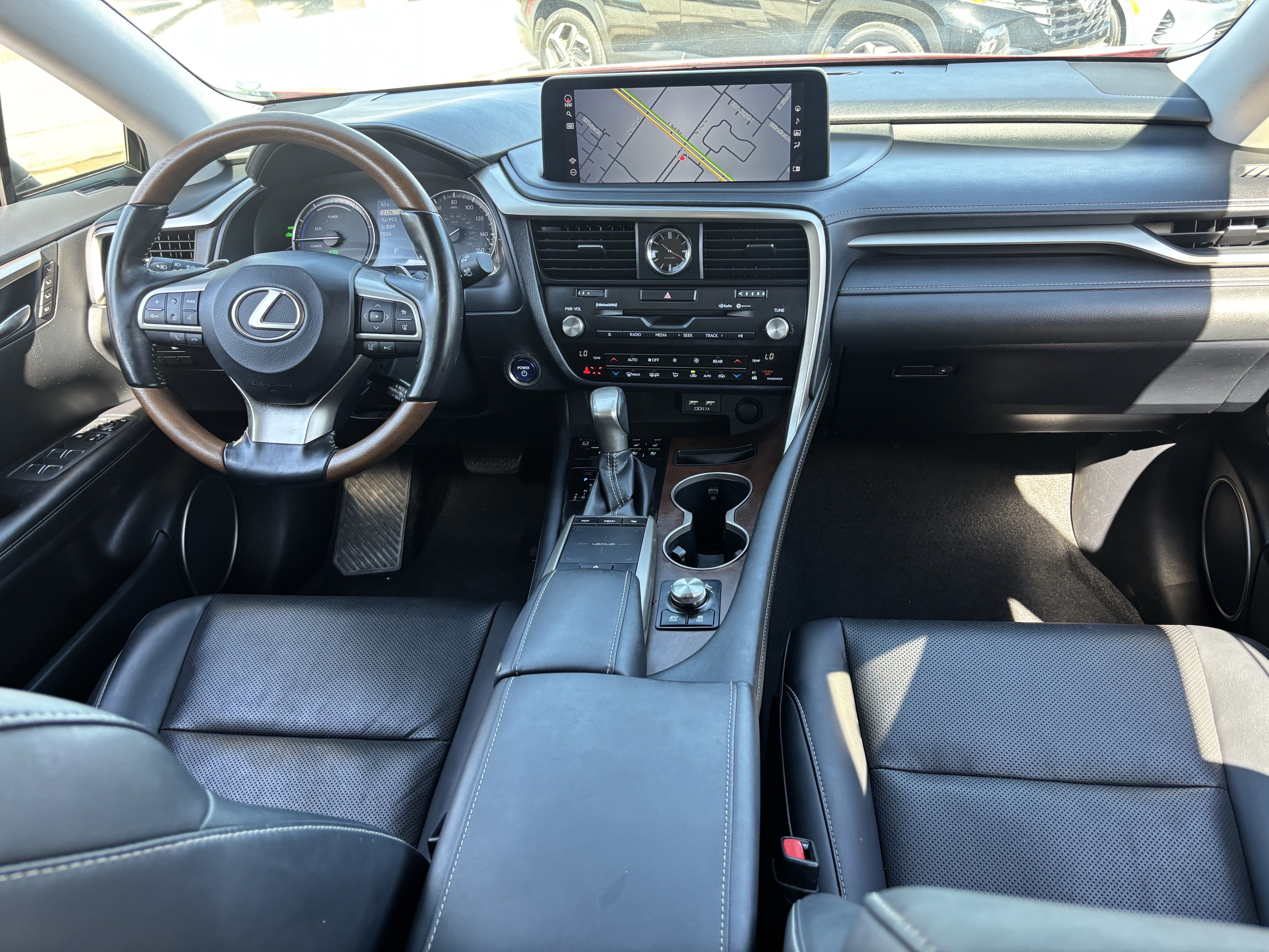 Used 2020 Lexus RX 450hL AWD w/ Premium Package image 14