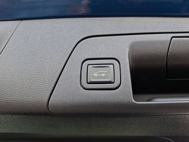 Used 2023 Buick Envision Avenir AWD/4WD image 30