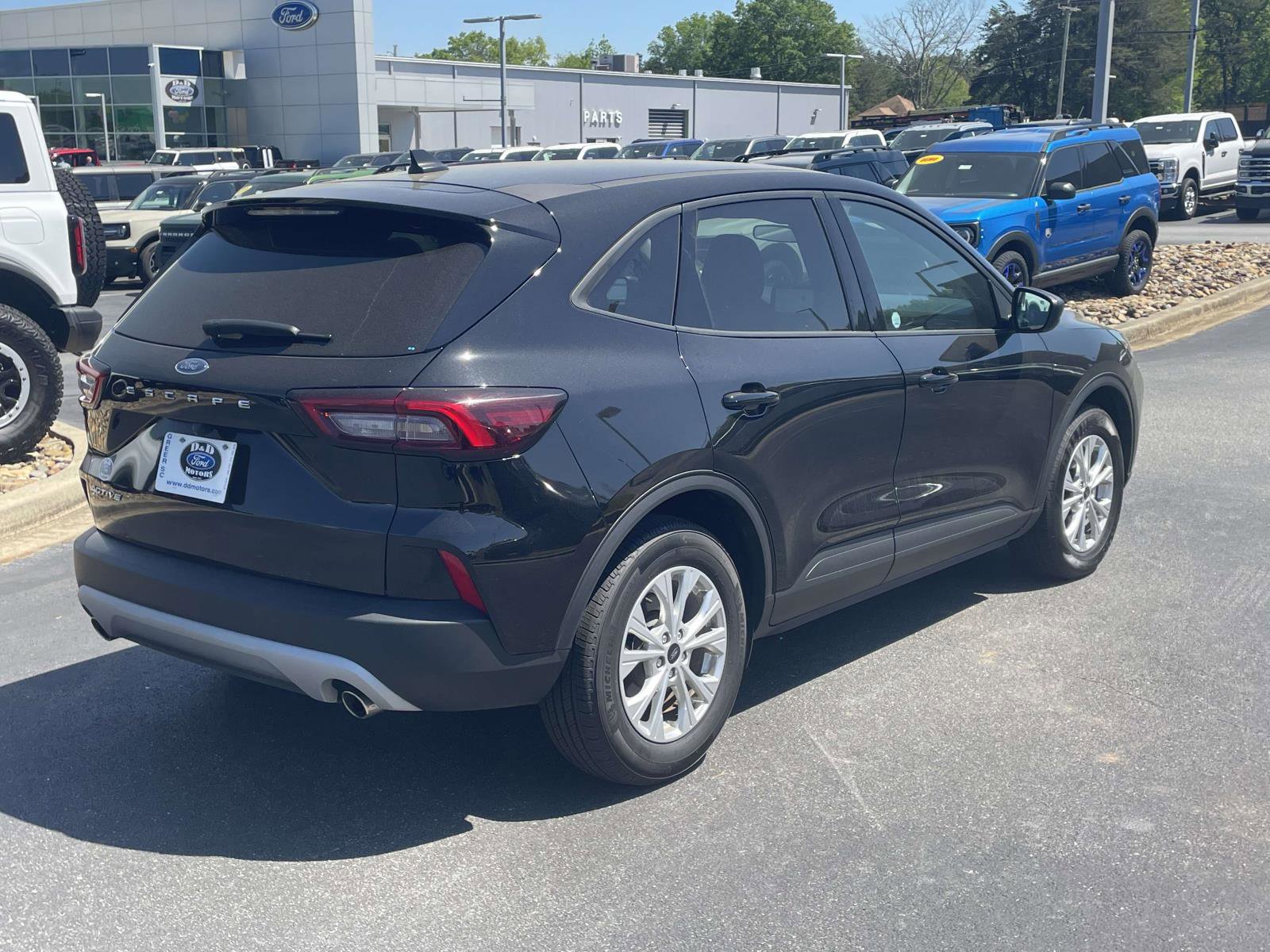 Used 2025 Ford Escape Active FWD image 6