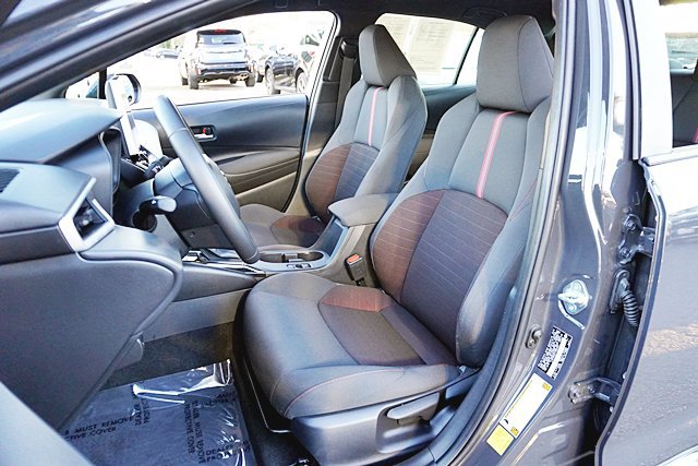 Used 2026 Toyota Corolla SE w/ SE Package FWD image 22