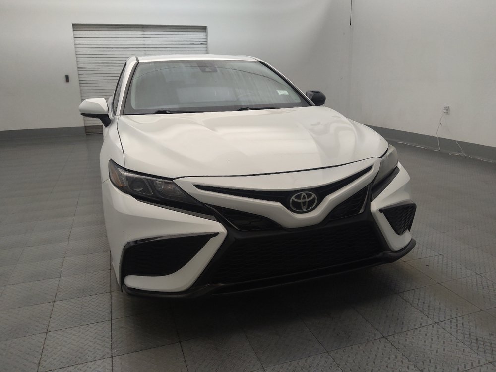 Used 2021 Toyota Camry SE w/ Carpet Mat Package (TMS) FWD image 14