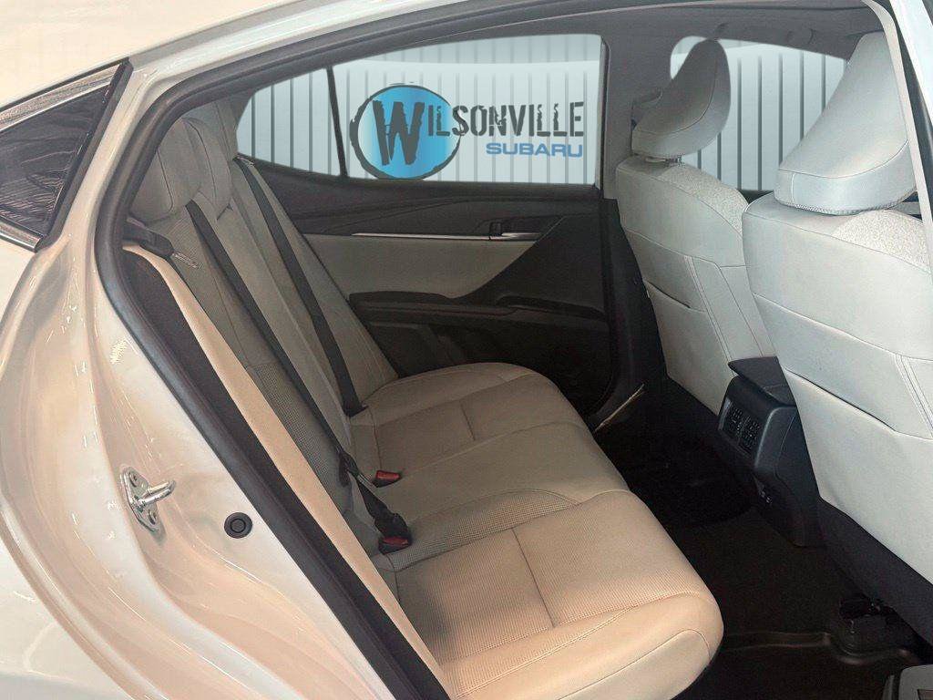 Used 2025 Toyota Camry XLE w/ Premium Package AWD/4WD image 7