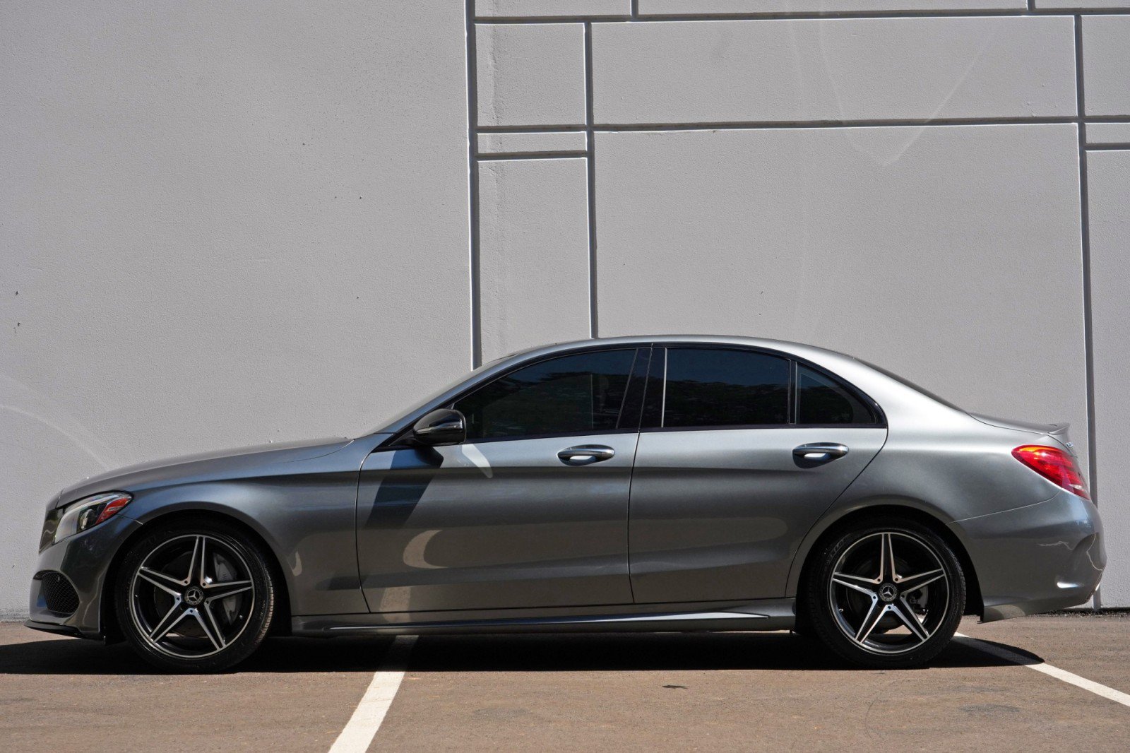 Used 2018 Mercedes-Benz C 300 Sedan w/ AMG Line image 8