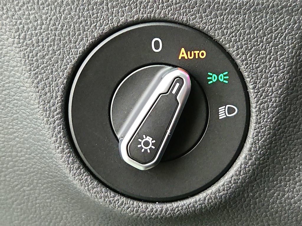 Used 2021 Volkswagen Jetta GLI FWD image 20
