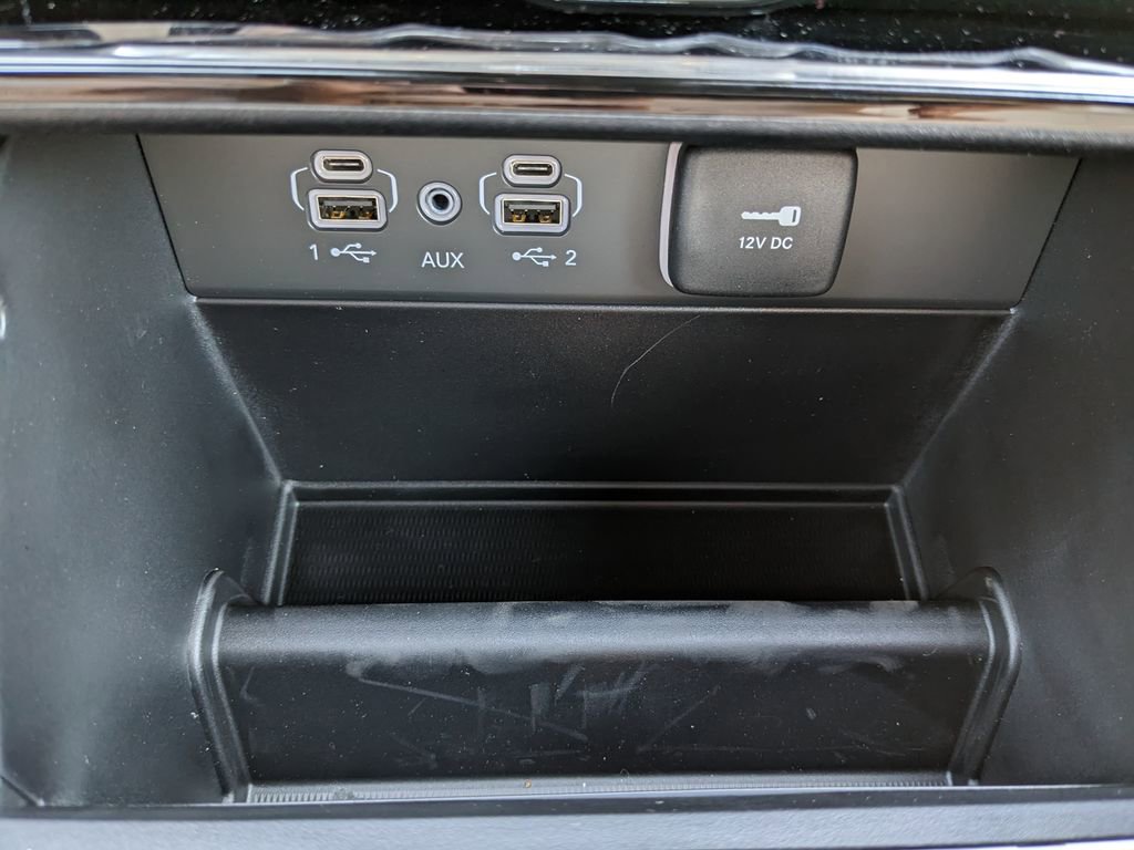 New 2026 Jeep Grand Cherokee Limited RWD image 32