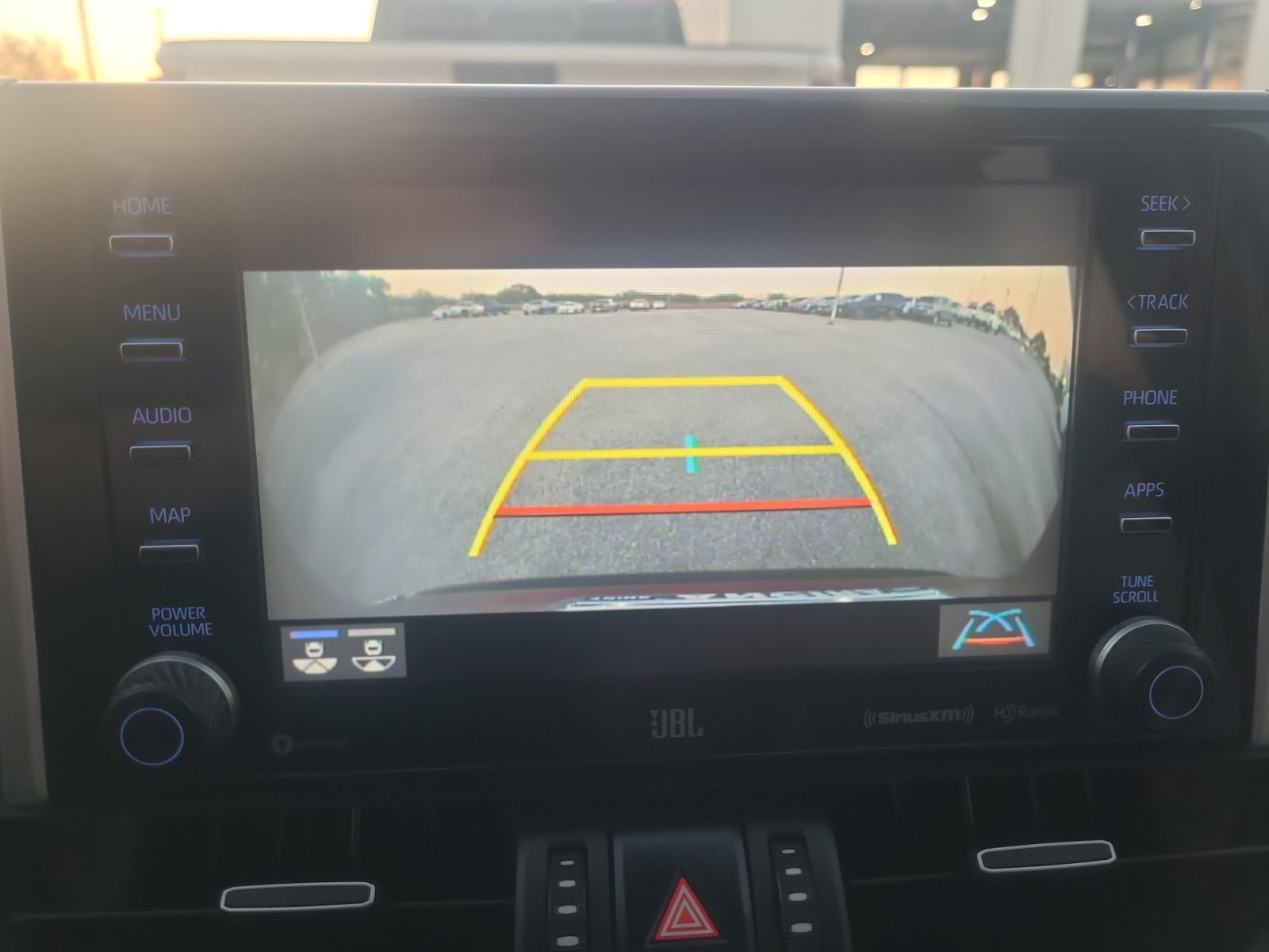 Used 2020 Toyota RAV4 Limited image 15