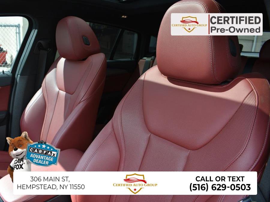 Used 2022 BMW X4 M40i w/ Premium Package image 1