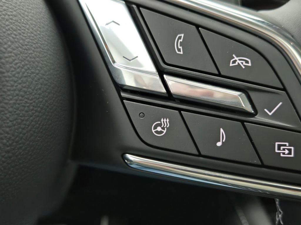 New 2025 Buick Envision Sport Touring image 7