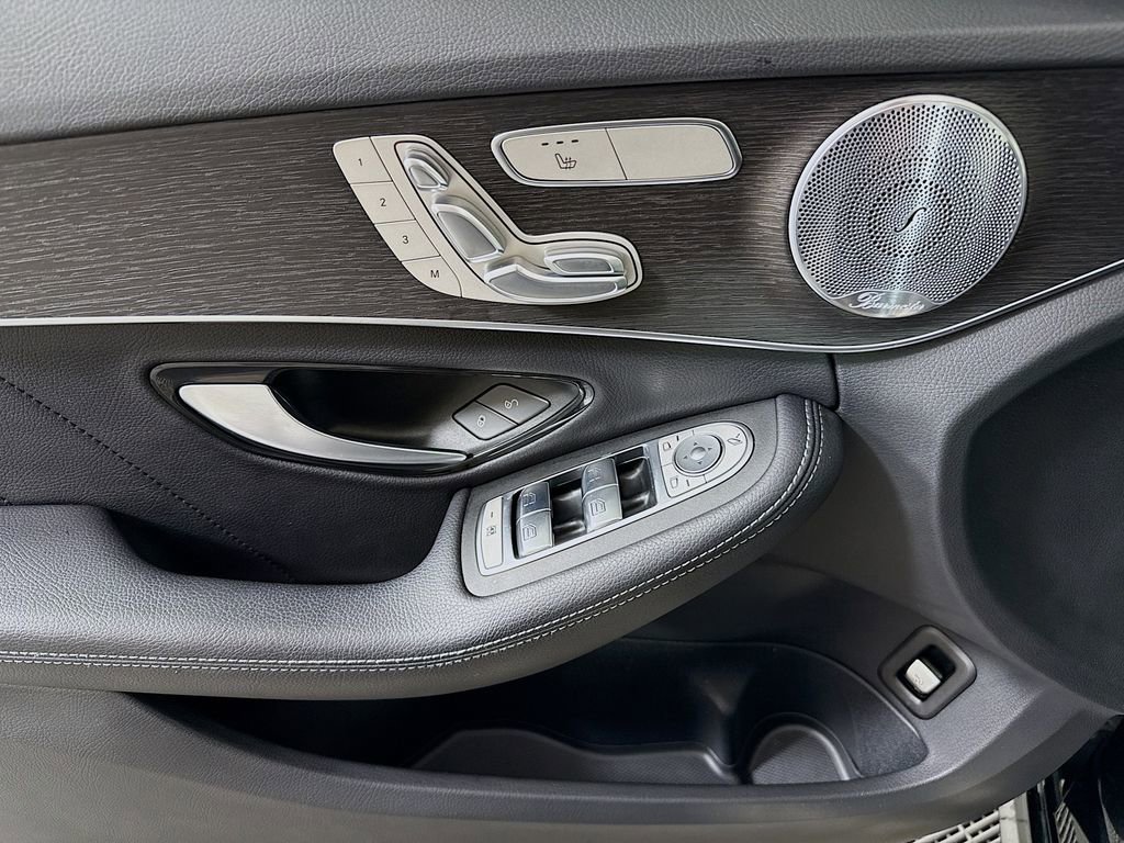 Used 2021 Mercedes-Benz C 300 4MATIC Sedan image 18