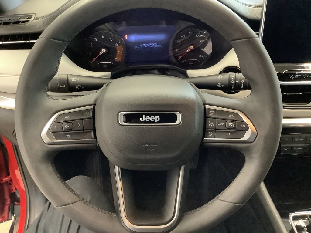 Used 2023 Jeep Compass Limited AWD/4WD image 11