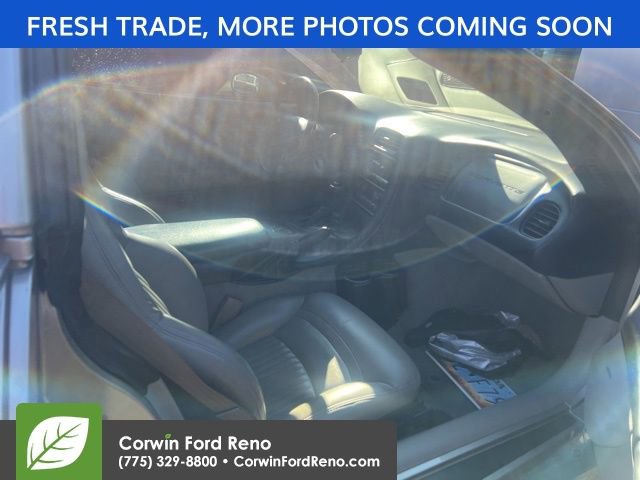 Used 2000 Chevrolet Corvette Coupe w/ Roof Pkg image 10