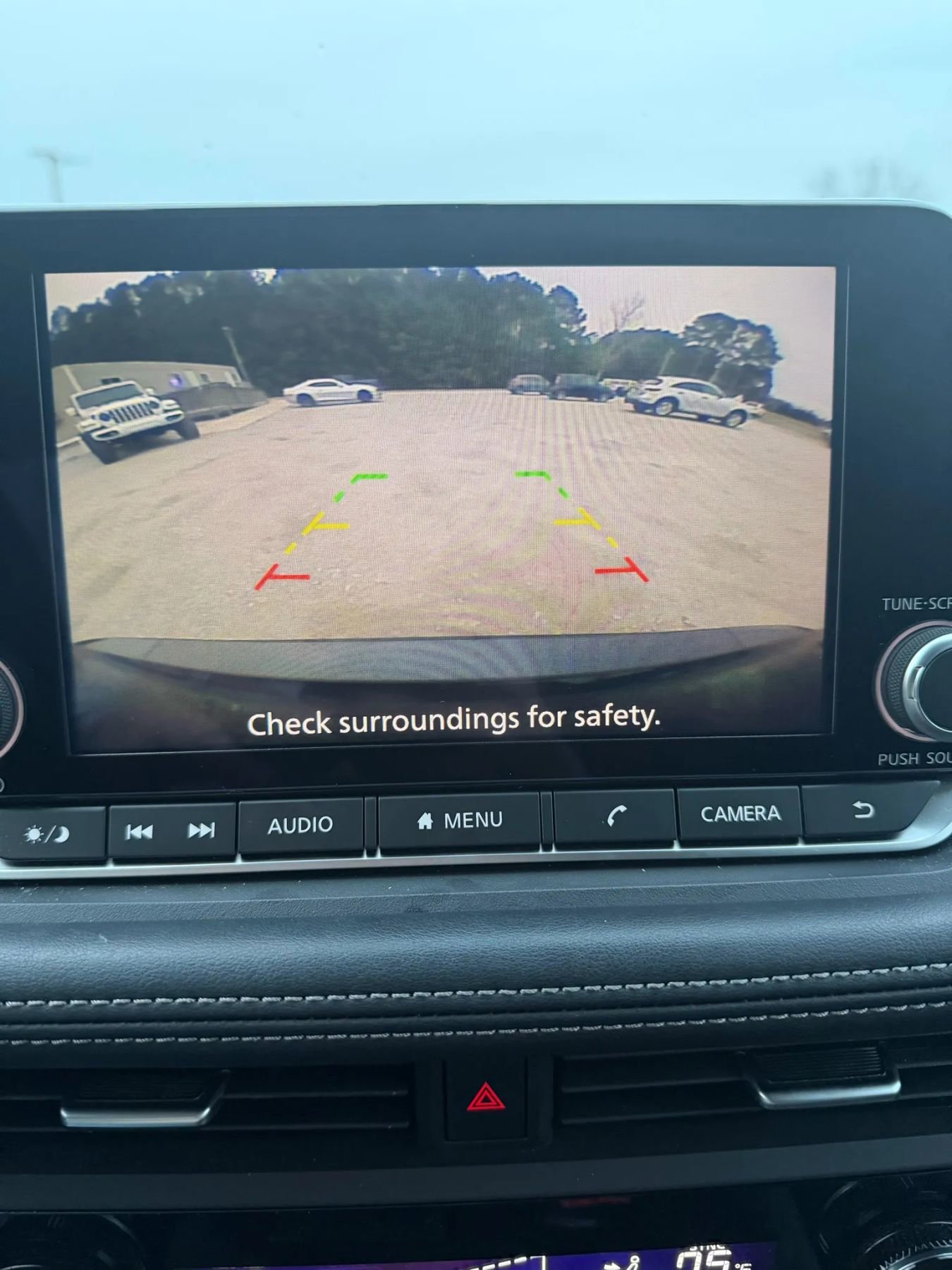 Used 2024 Nissan Rogue SV image 15