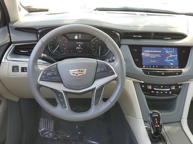 Used 2021 Cadillac XT5 Premium Luxury w/ LPO, Premium Carpet Package FWD image 19