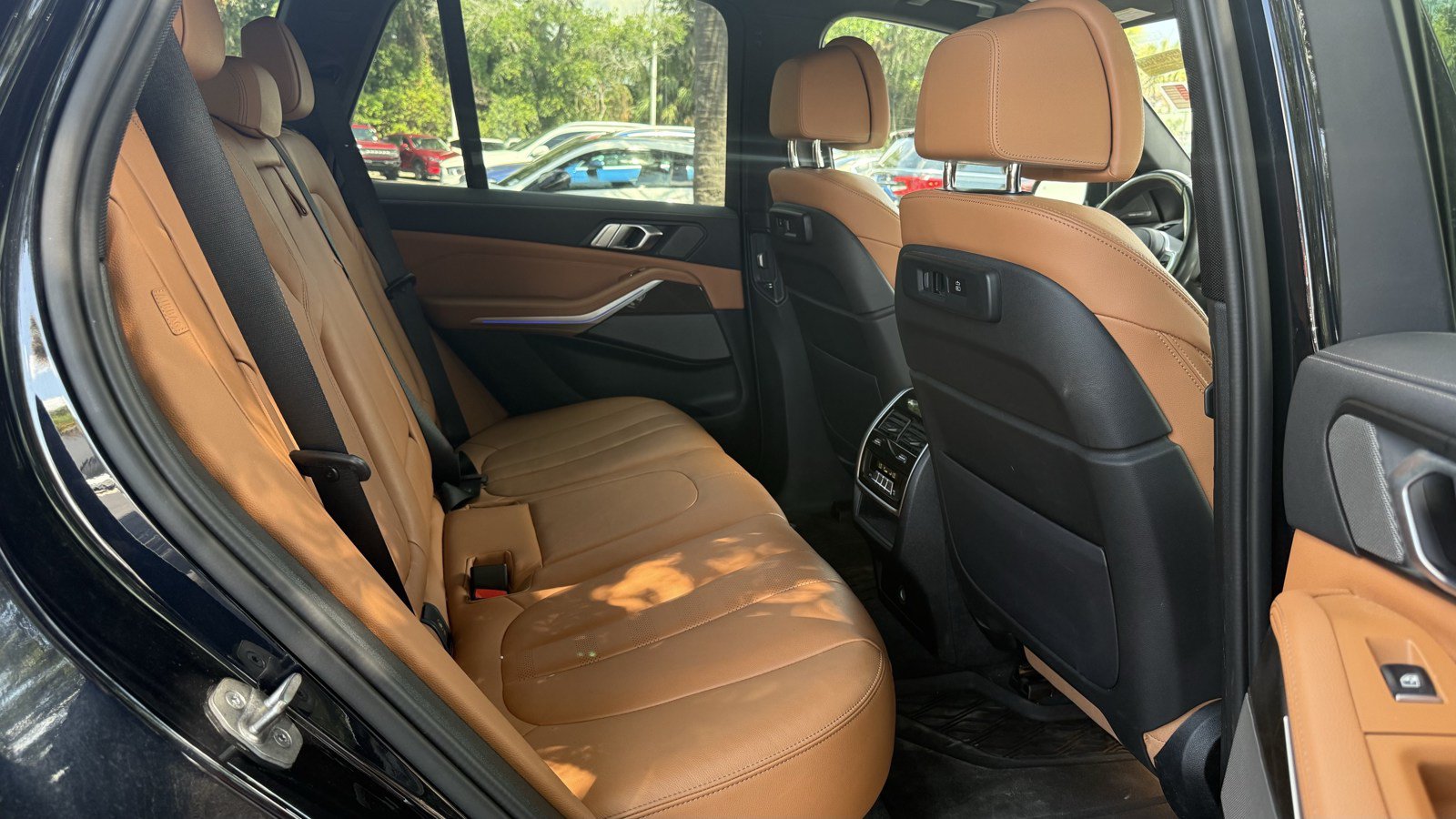 Used 2022 BMW X5 M50i AWD/4WD image 37