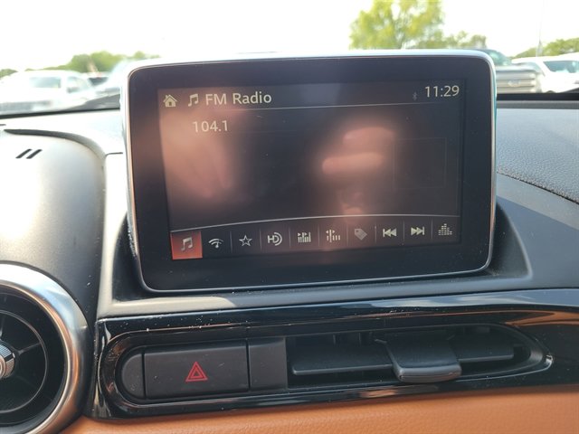 Used 2017 FIAT 124 Spider Lusso image 11