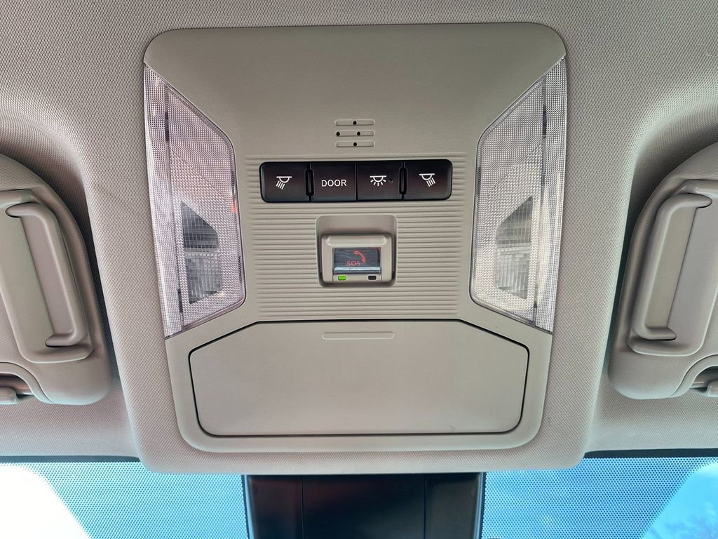 Used 2021 Toyota RAV4 XLE image 23