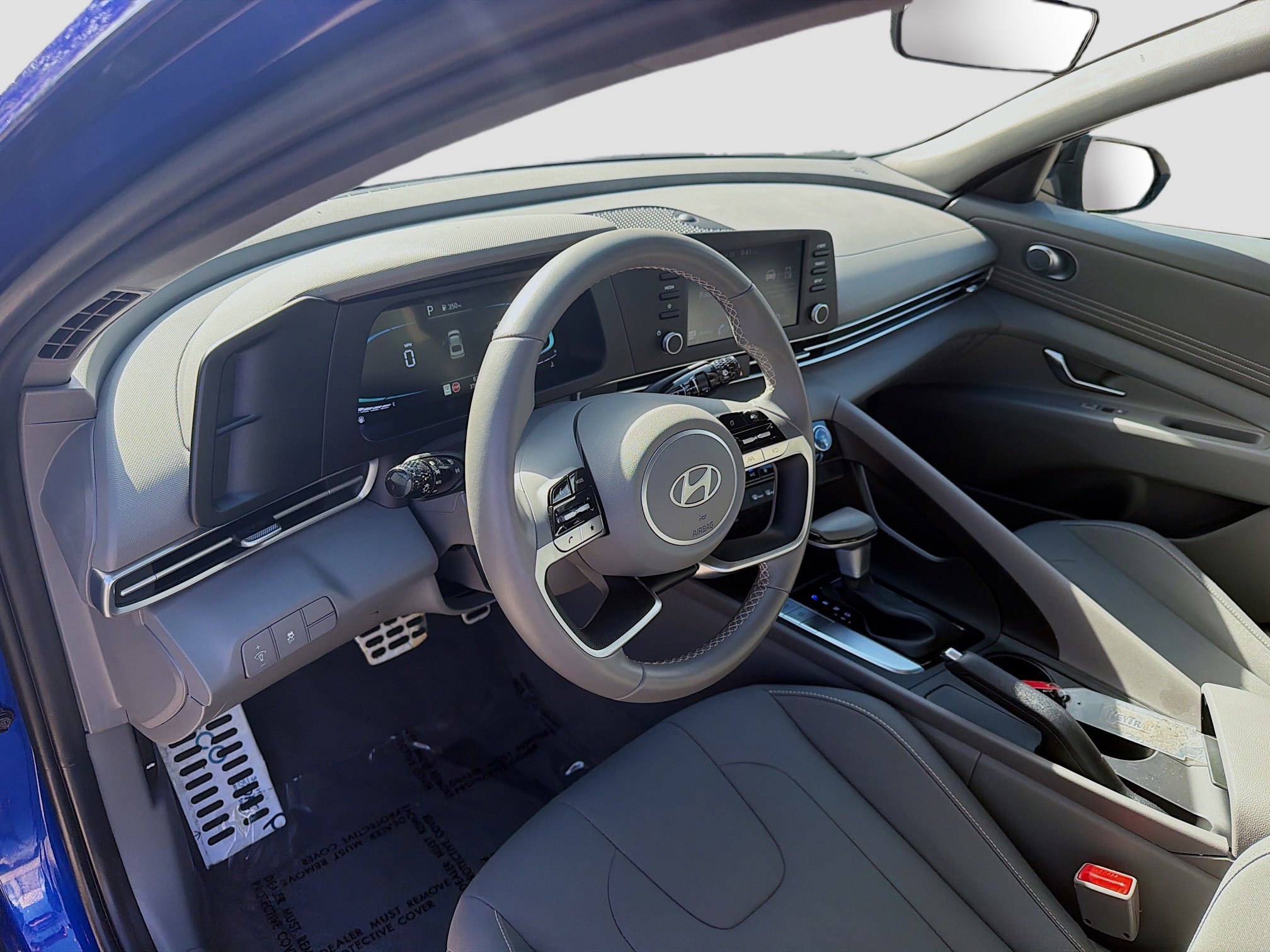 Used 2025 Hyundai Elantra Sport FWD image 7