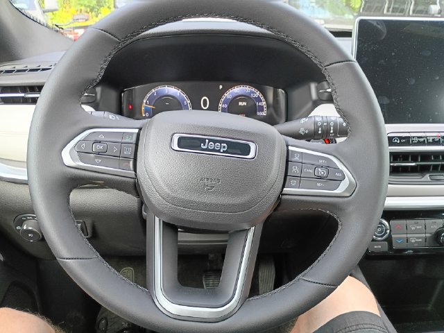 New 2026 Jeep Compass Limited AWD/4WD image 13