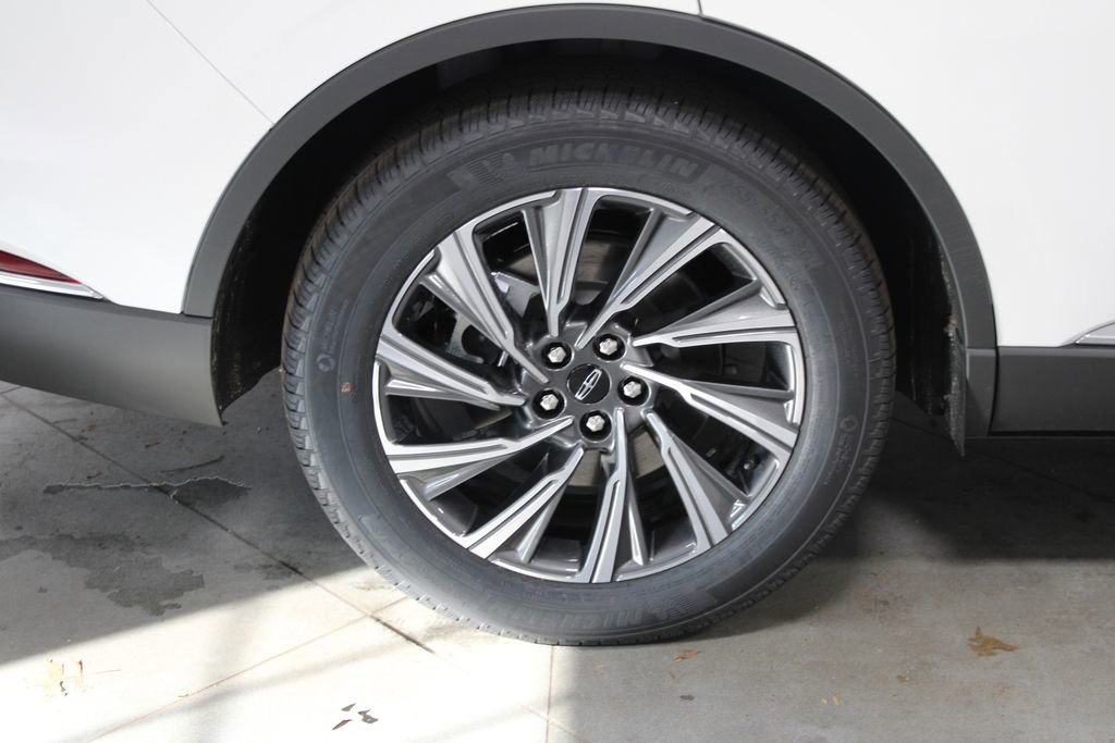 New 2026 Lincoln Aviator 2WD image 13