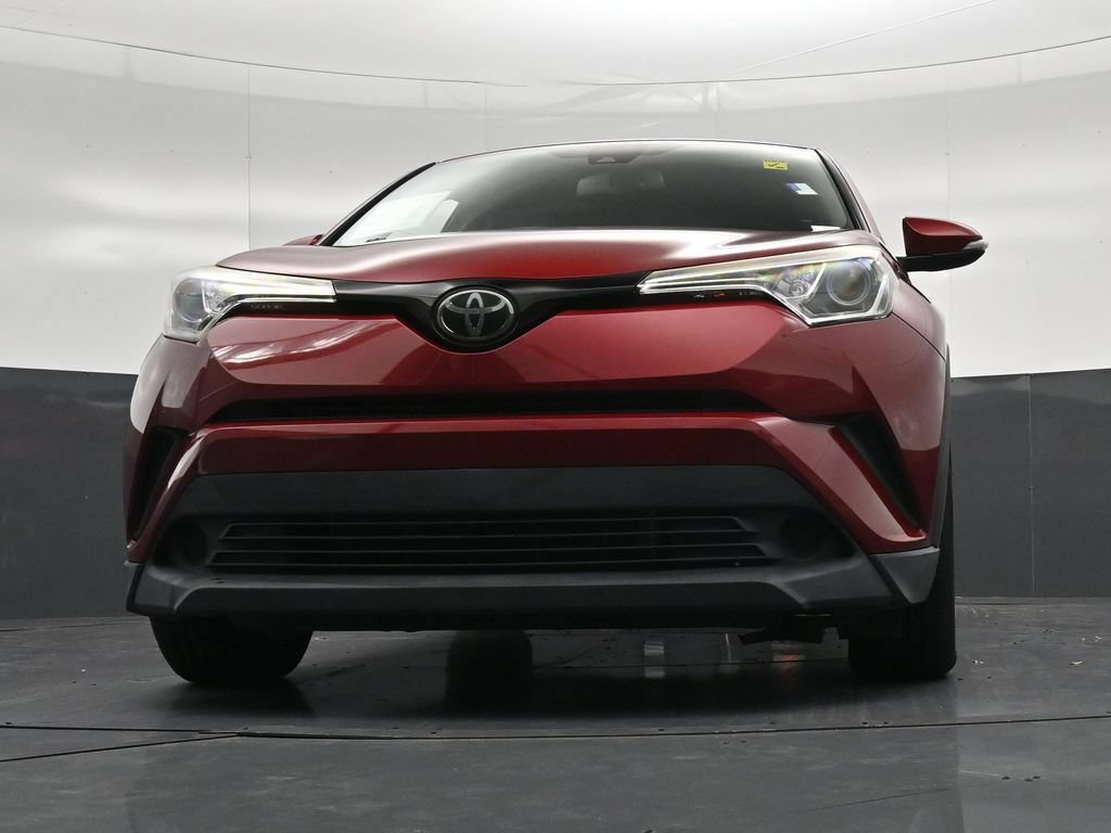 Used 2019 Toyota C-HR LE FWD image 29