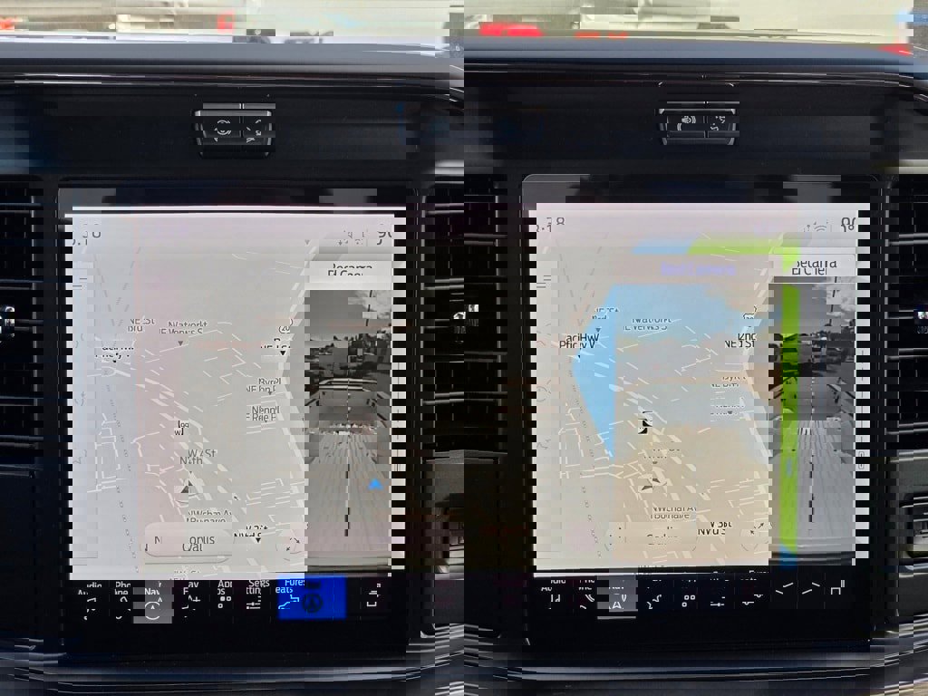 New 2026 Ford F350 Lariat w/ FX4 Off-Road Package image 11