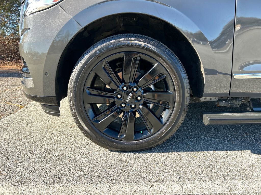 Used 2022 Lincoln Navigator L Black Label image 20