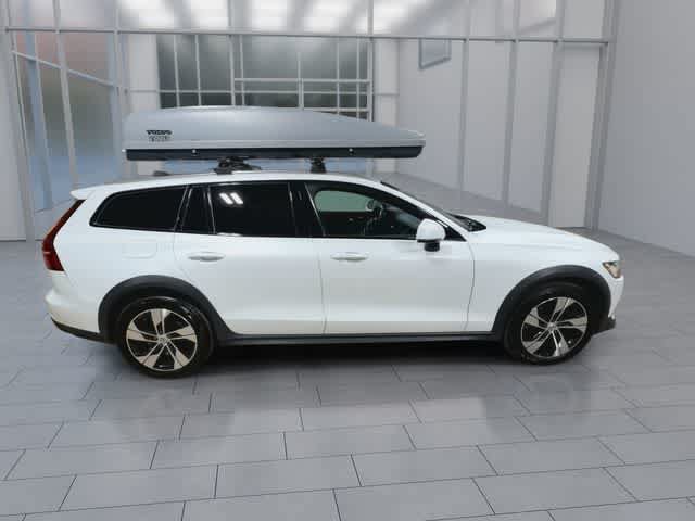 Used 2020 Volvo V60 T5 Cross Country w/ Protection Package Premier AWD/4WD image 9