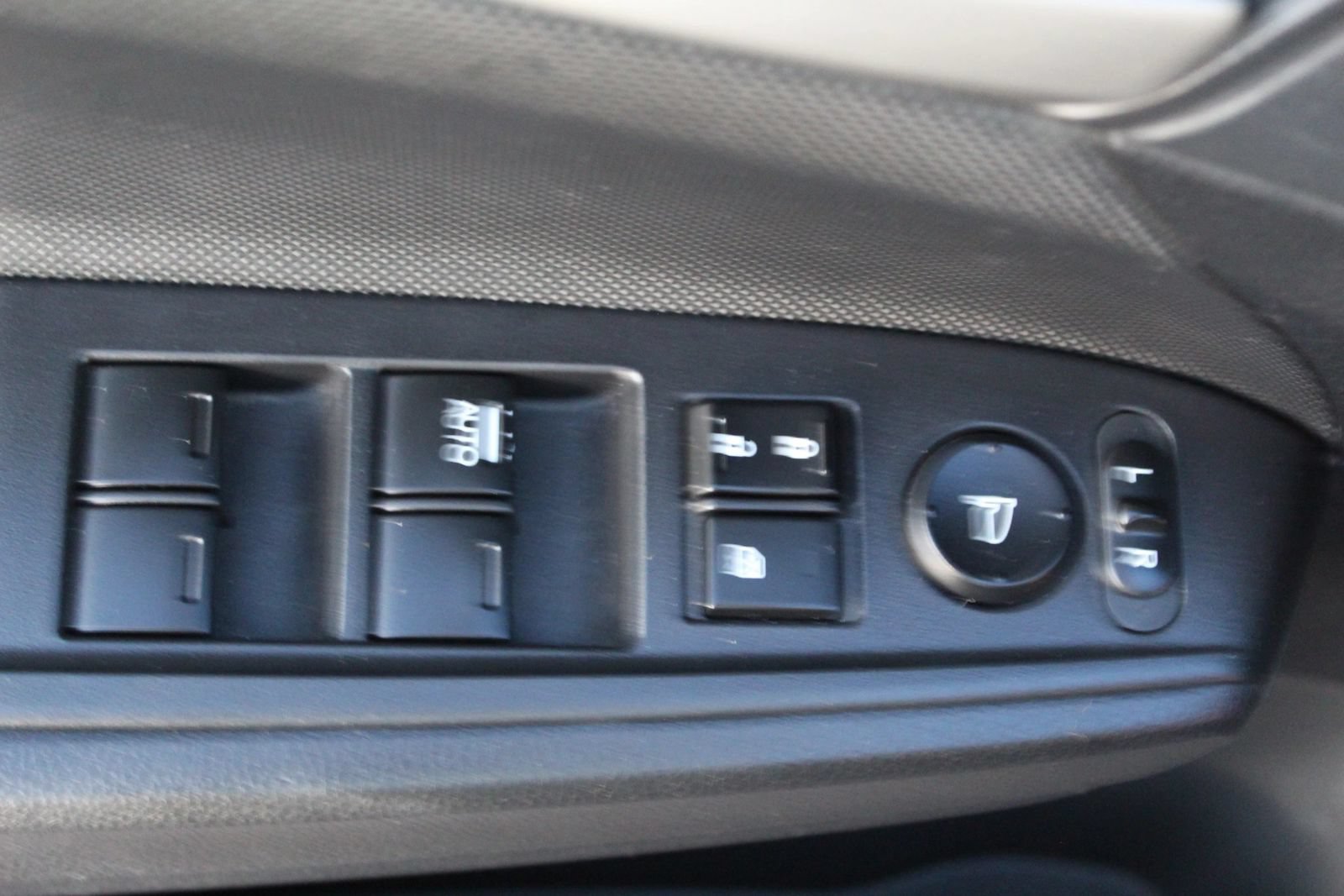 Used 2010 Honda Accord LX image 21