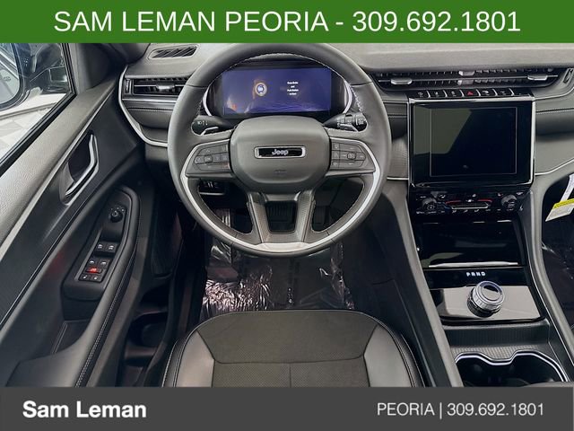 New 2025 Jeep Grand Cherokee Altitude image 22