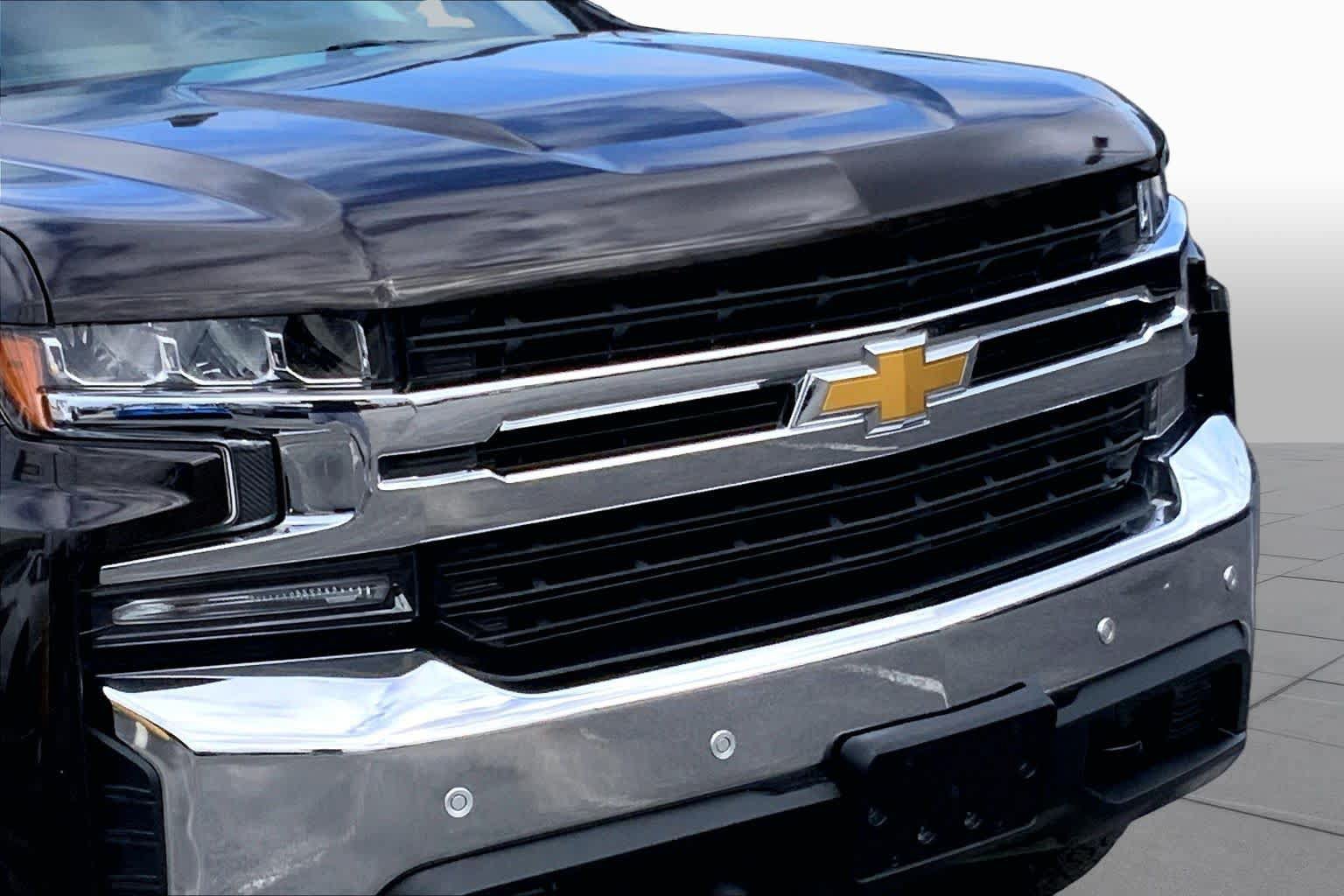Used 2019 Chevrolet Silverado 1500 LT w/ Texas Edition AWD/4WD image 26