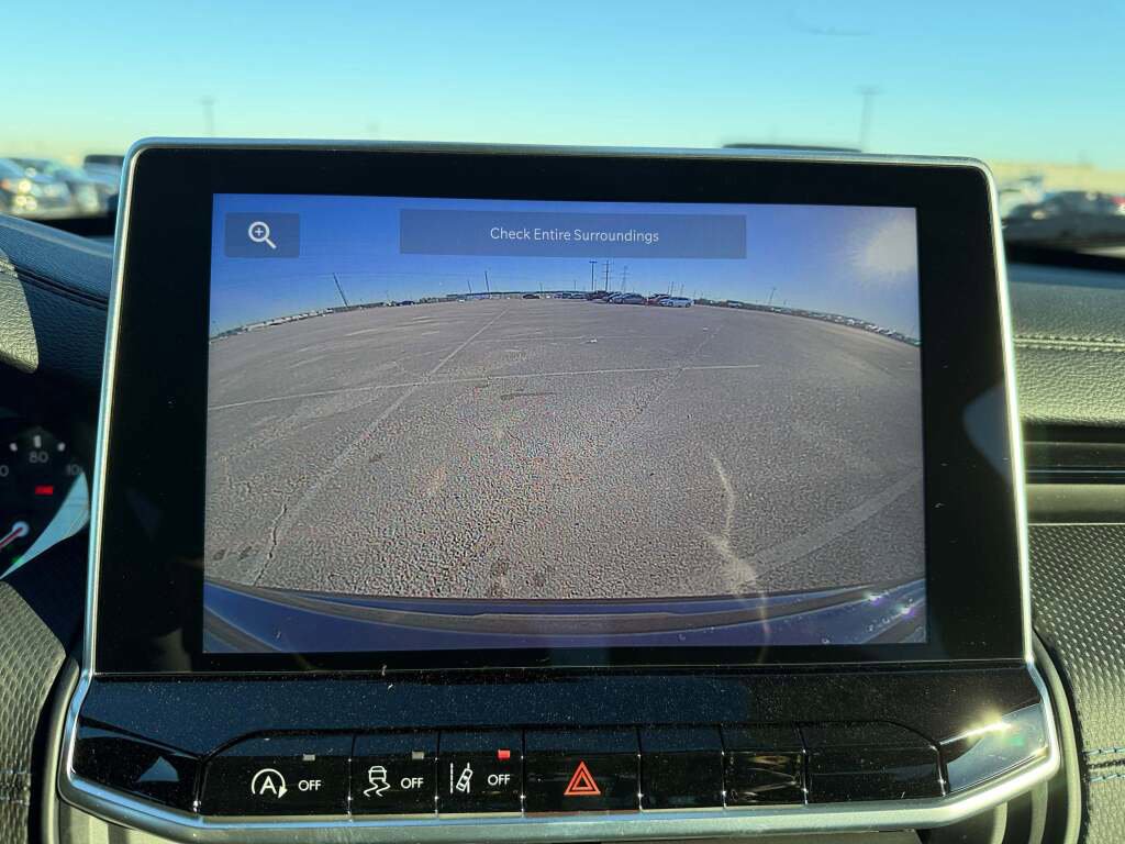 New 2026 Jeep Compass Latitude image 32