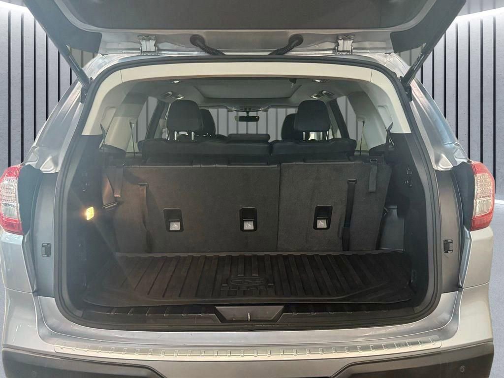 Used 2019 Subaru Ascent Limited w/ Popular Package #2A AWD/4WD image 9