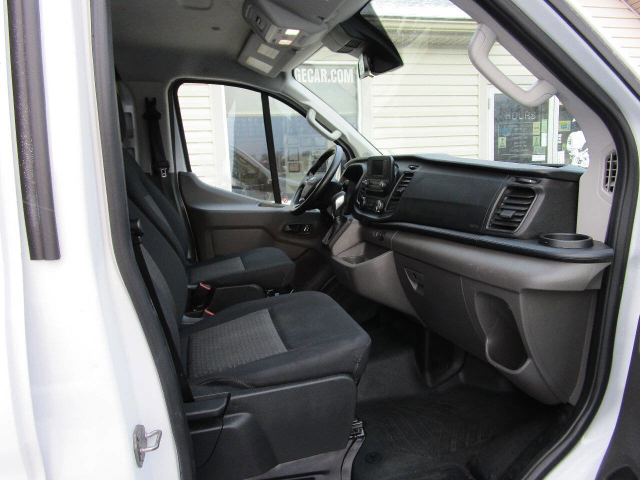 Used 2024 Ford Transit 250 Low Roof w/ Exterior Upgrade Package image 26