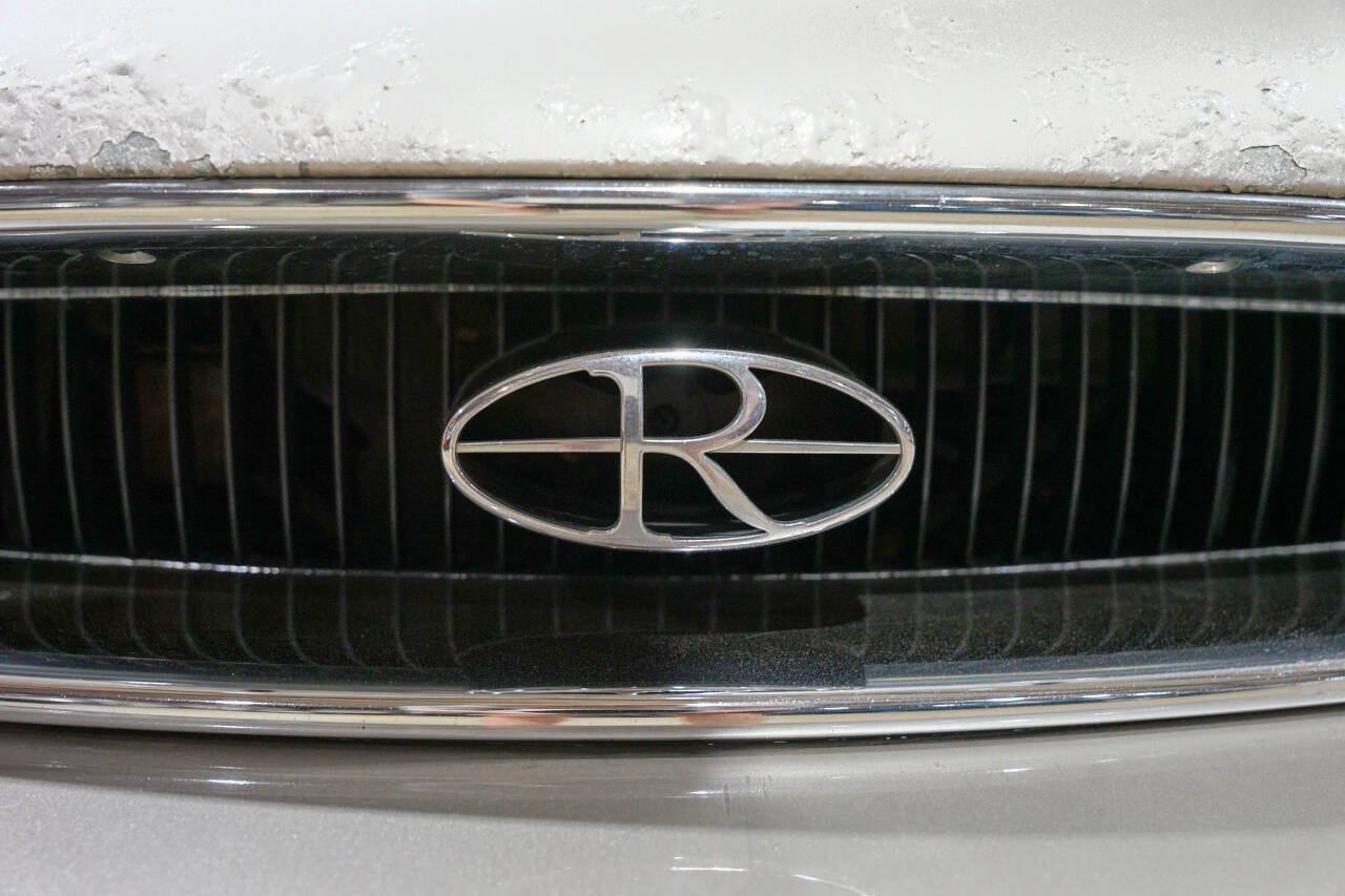 Used 1996 Buick Riviera Supercharged Coupe FWD image 21
