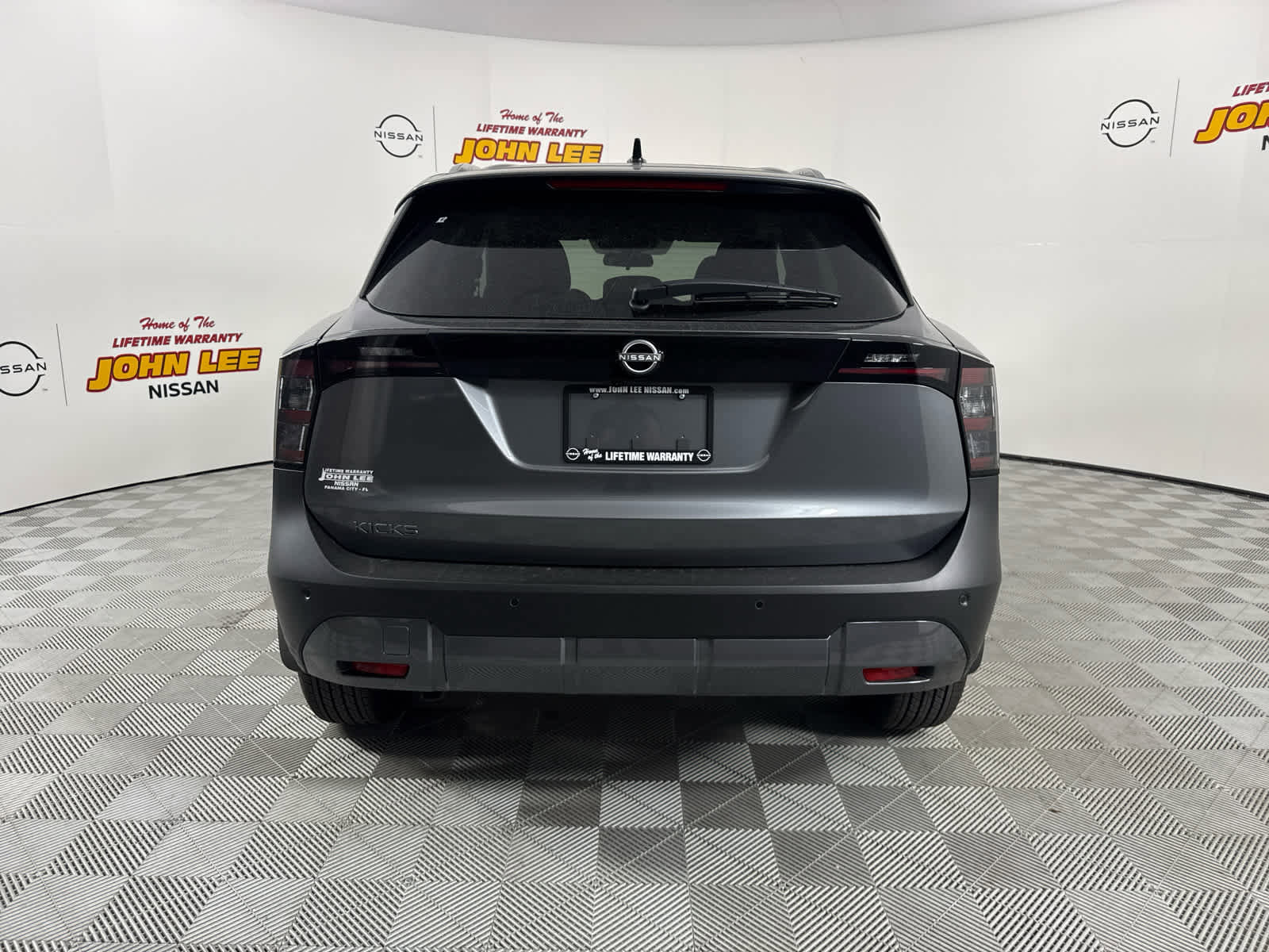 New 2026 Nissan Kicks SV w/ Illumination Package image 4