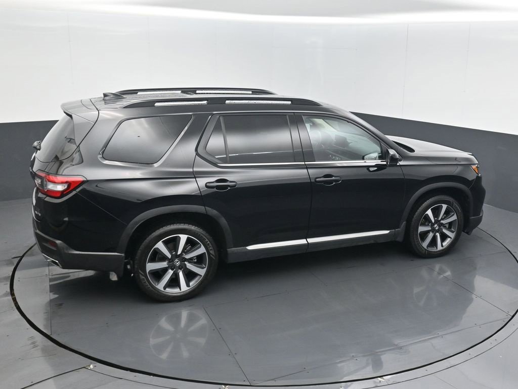 Used 2023 Honda Pilot Elite image 24
