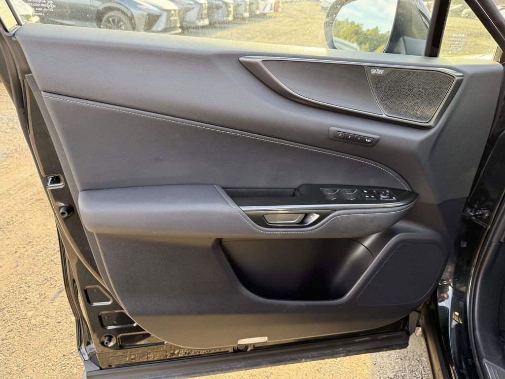 Used 2024 Lexus NX 300h AWD w/ Luxury Package image 13