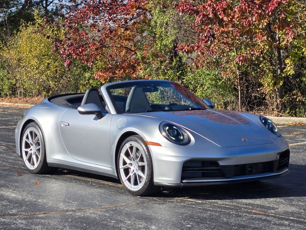 Certified 2025 Porsche 911 Carrera image 18